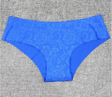 Load image into Gallery viewer, Hot Sale Seamless Briefs Everyday Underwear Women Panties Traceless Raw-cut  Hipster Pink Briefs intimate 2017